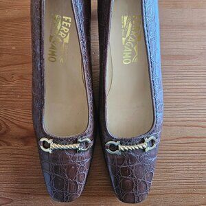 Salvatore Ferragamo exotic leather pump size 10 US